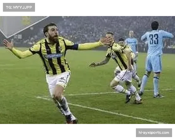 亚当斯面对密集防守办法不多,塞维利亚进攻套路需更丰富 亚当斯面对密集防守办法不多,塞维利亚进攻套路需更丰富